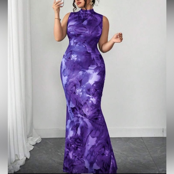 Dresses & Skirts - Elegant Purple Floral Maxi Dress